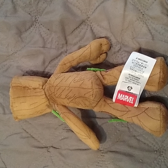 Marvel Groot plush - Picture 2 of 2